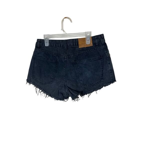 Billabong Women’s Black Distressed Denim High Waisted Shorts Size 27 NWT - Picture 4 of 6